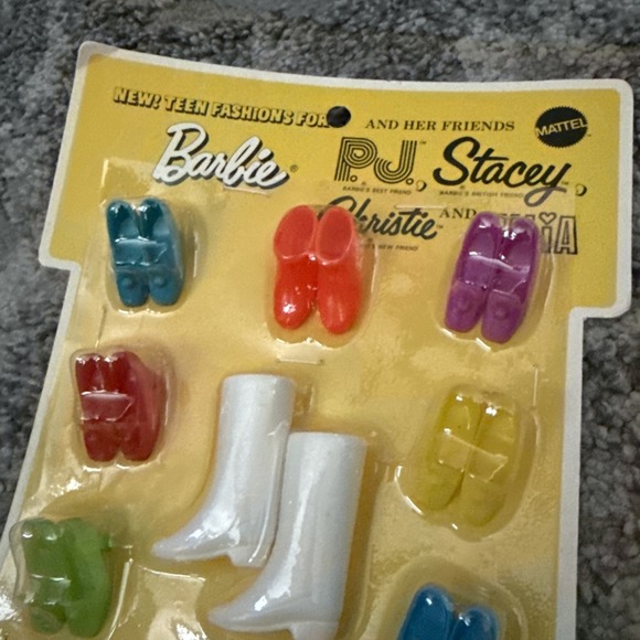 Vintage Barbie 1969 Mattel Teen Fashion Barbie Shoe Pak Foot Lights Brand New - Picture 3 of 6